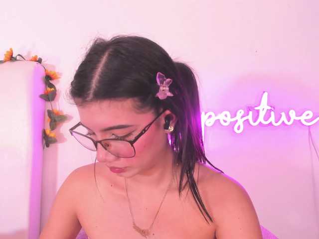 pikayle's BongaCams show and profile