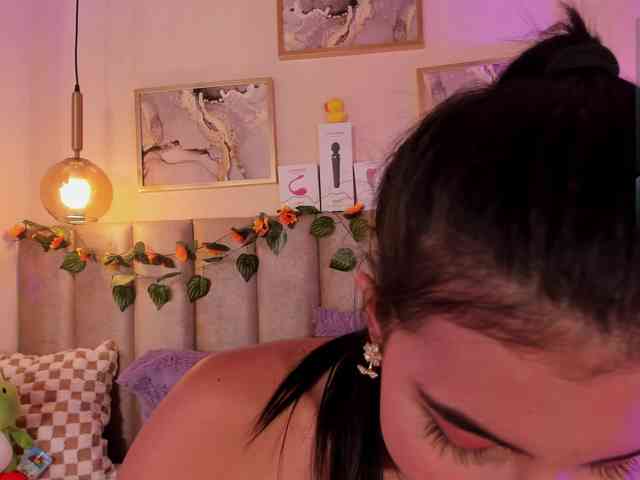 naked live chat Pikayle