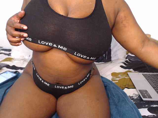 LustyAurora69 webcam