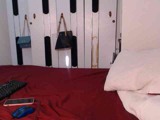 LustyAurora69 webcam