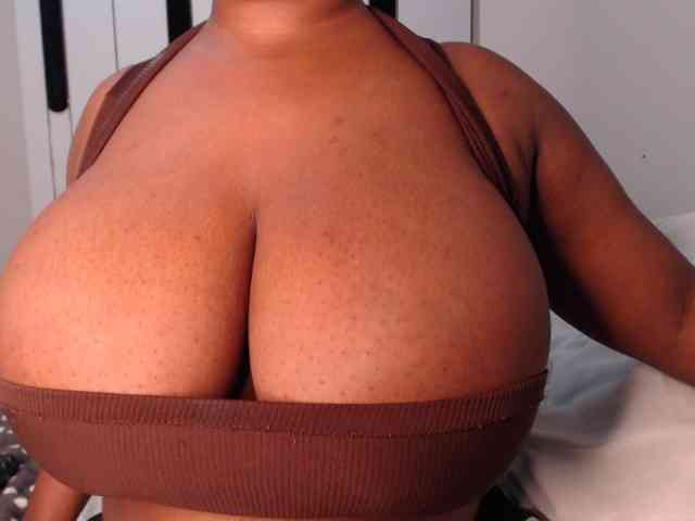 LustyAurora69 webcam