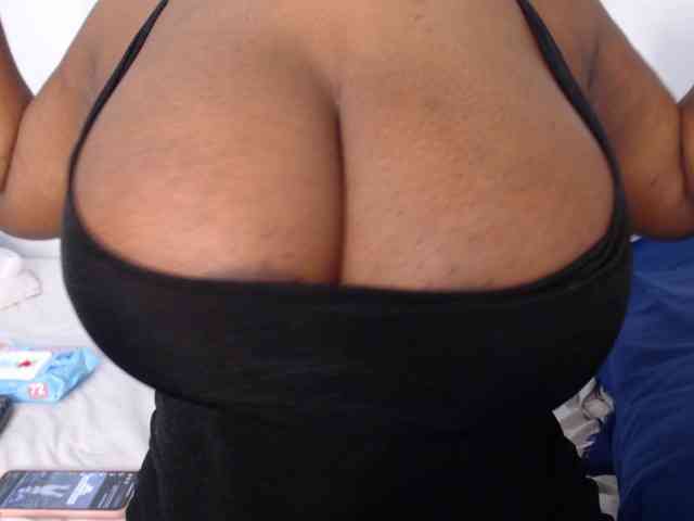 LustyAurora69 webcam