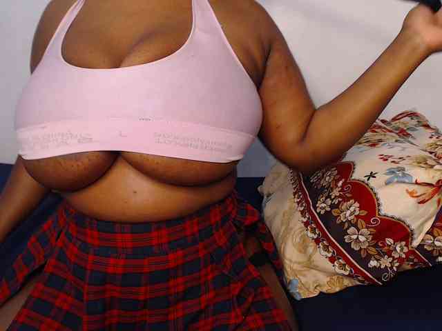 LustyAurora69 webcam