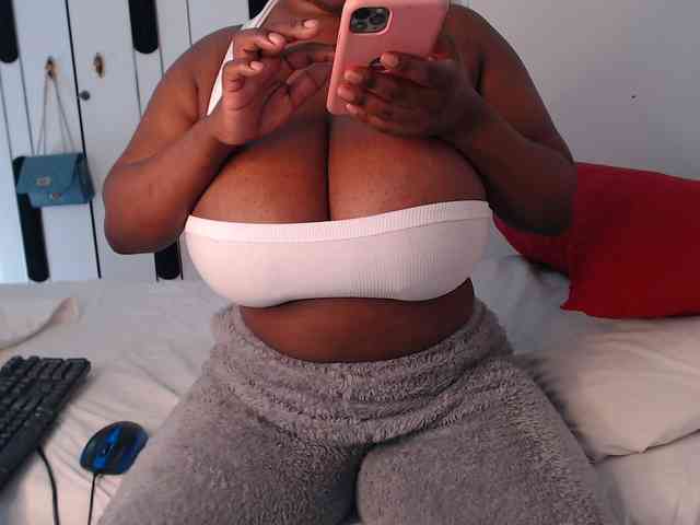LustyAurora69 webcam