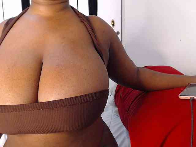 LustyAurora69 webcam
