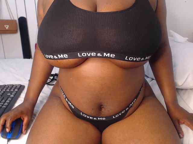 LustyAurora69 webcam