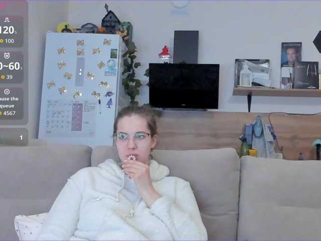 Girlalonehome's BongaCams show and profile