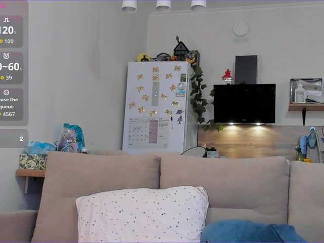 Girlalonehome's BongaCams show and profile