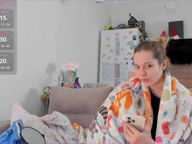 Girlalonehome's BongaCams show and profile