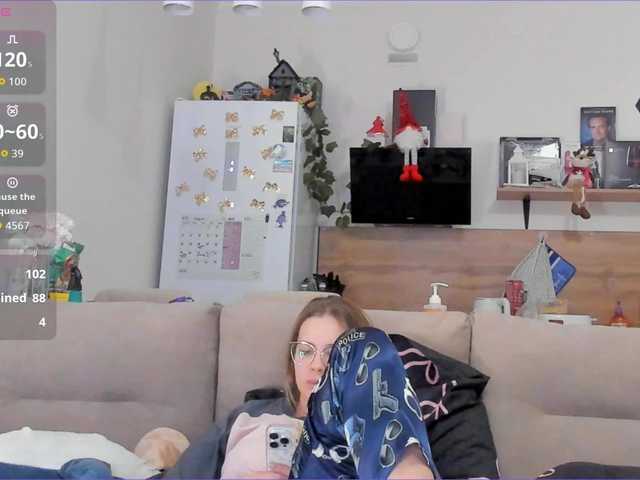 Girlalonehome's BongaCams show and profile