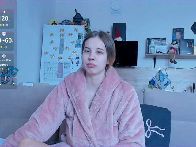 Girlalonehome's BongaCams show and profile