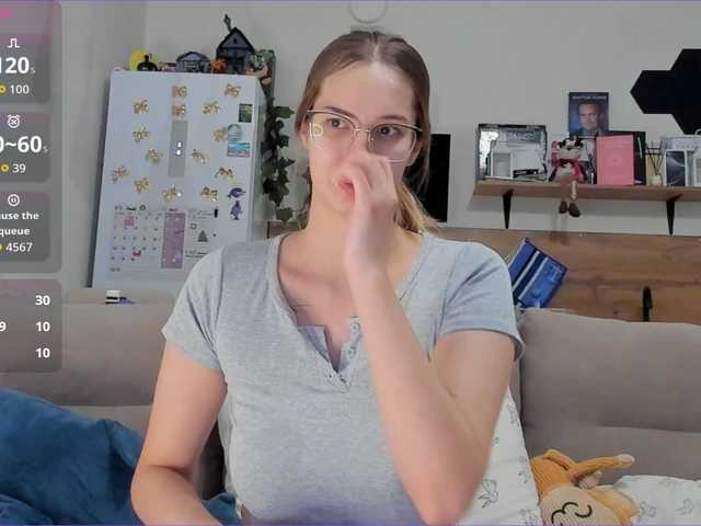 Girlalonehome's BongaCams show and profile