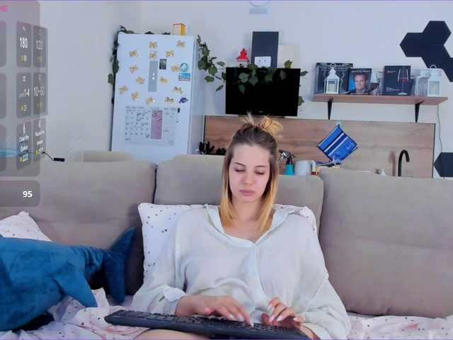  Girlalonehome chat room