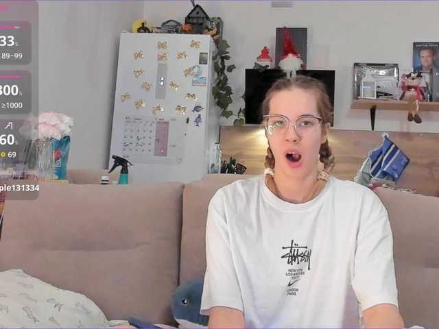 Girlalonehome's BongaCams show and profile