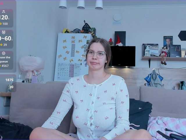 Girlalonehome's BongaCams show and profile