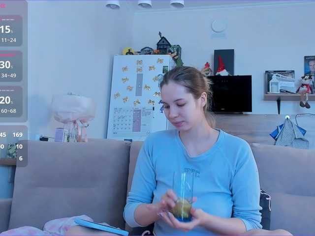 Girlalonehome's BongaCams show and profile