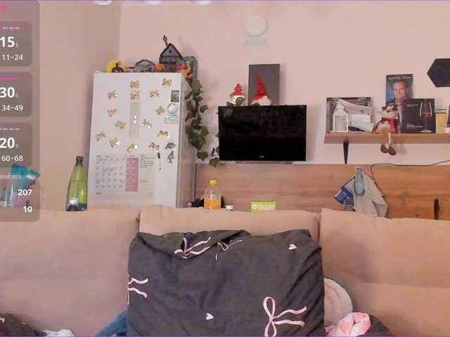 Girlalonehome's BongaCams show and profile