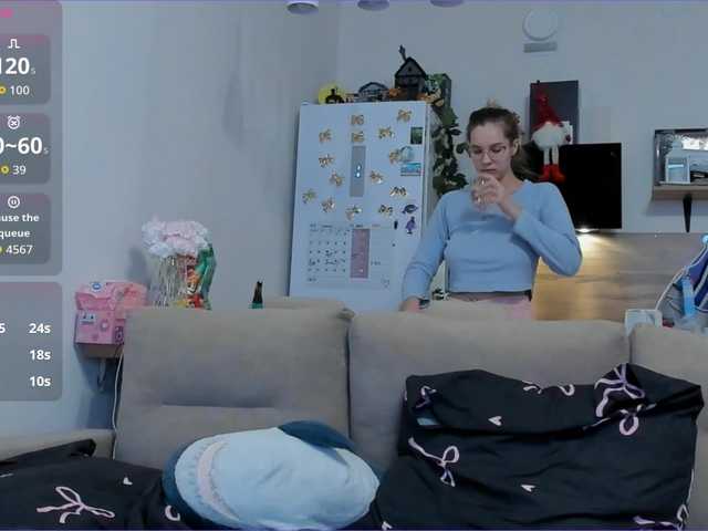 Girlalonehome's BongaCams show and profile