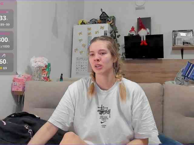 Girlalonehome Girlalonehome