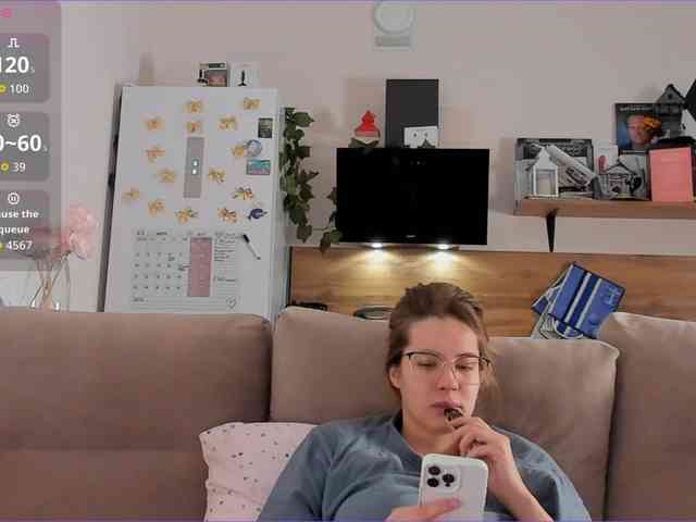 Girlalonehome Girlalonehome