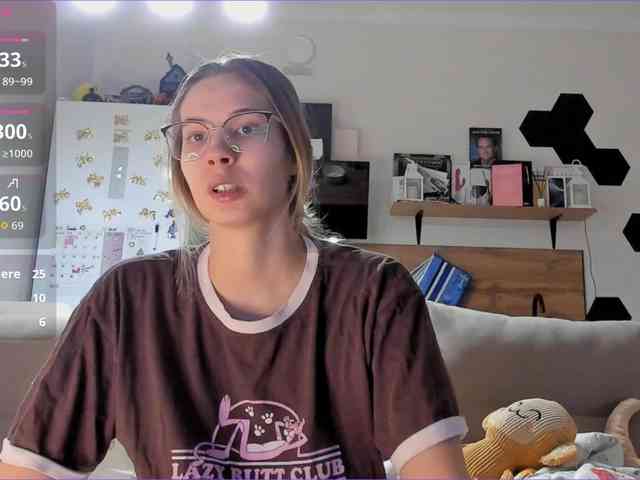 Girlalonehome Girlalonehome