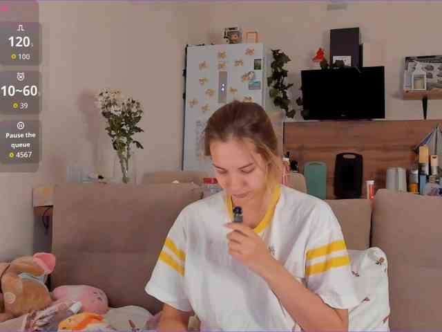 Girlalonehome Girlalonehome