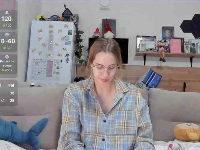 Girlalonehome Girlalonehome