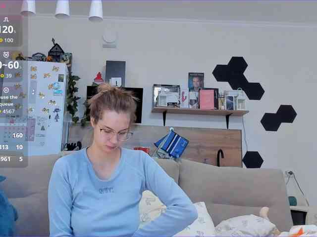 Girlalonehome Girlalonehome