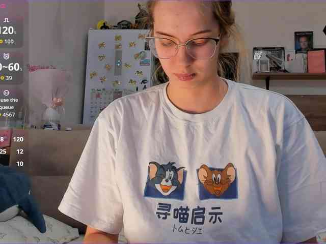 Girlalonehome Girlalonehome