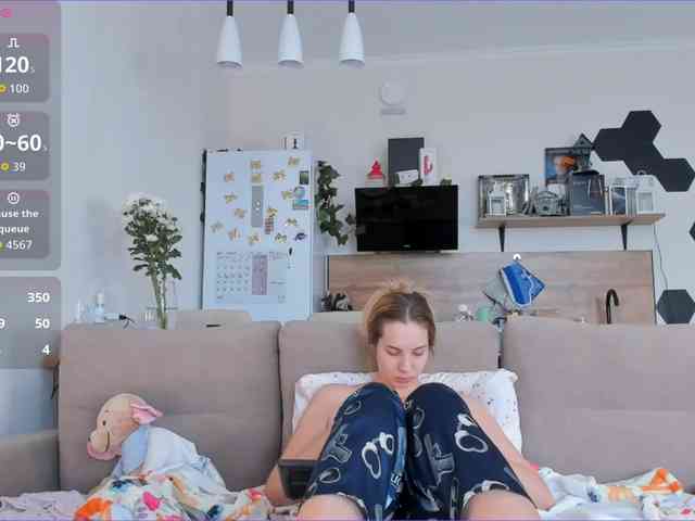 Girlalonehome