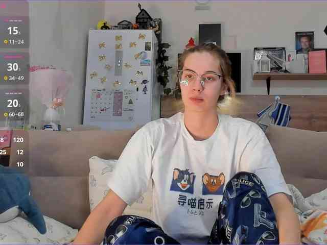 Girlalonehome Girlalonehome