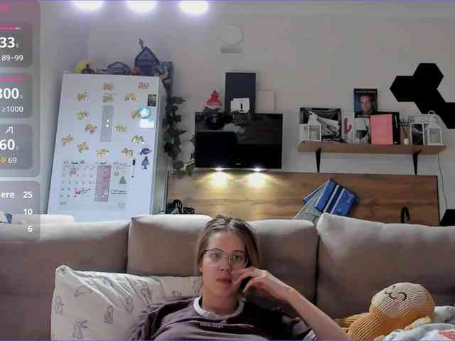 Girlalonehome Girlalonehome