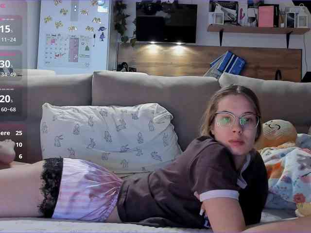 Girlalonehome Girlalonehome