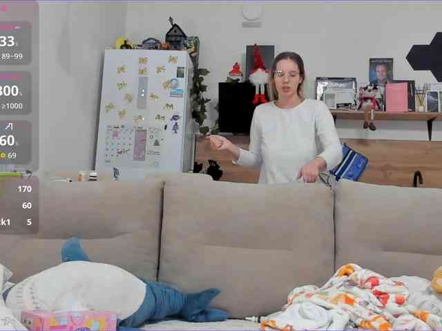 Girlalonehome Girlalonehome