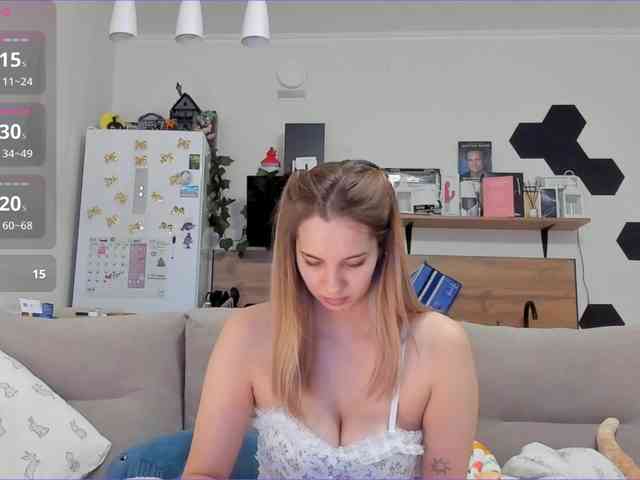 Girlalonehome Girlalonehome