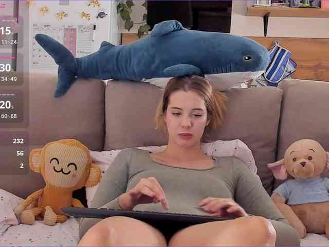 Girlalonehome Live Webcam on BongaCams