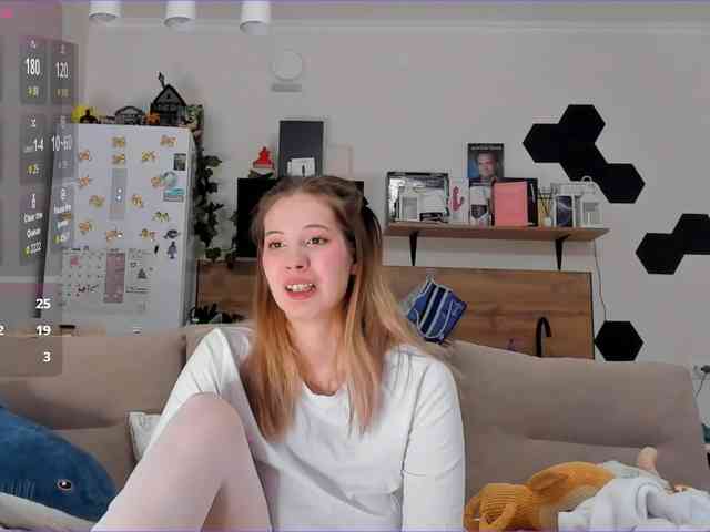 Girlalonehome Girlalonehome