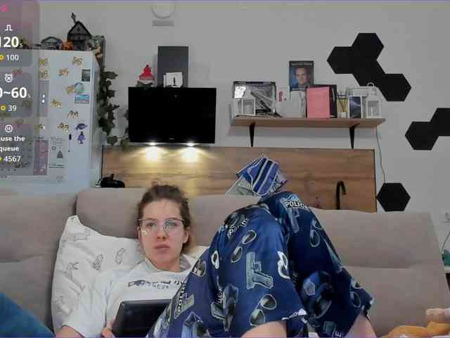 Girlalonehome Girlalonehome