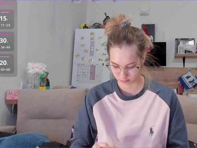 Girlalonehome Girlalonehome