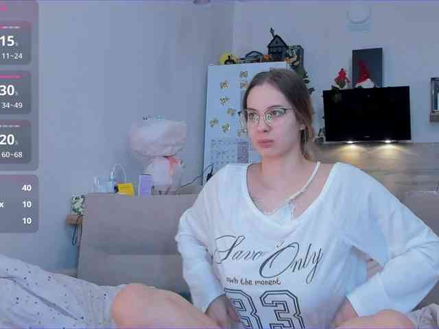 Girlalonehome Girlalonehome