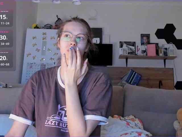 Girlalonehome Girlalonehome