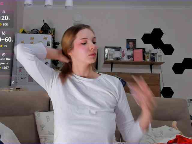 Girlalonehome Girlalonehome