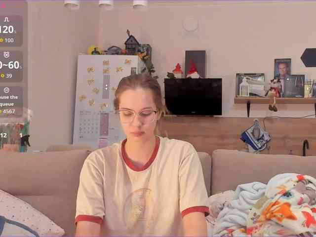 Girlalonehome Girlalonehome