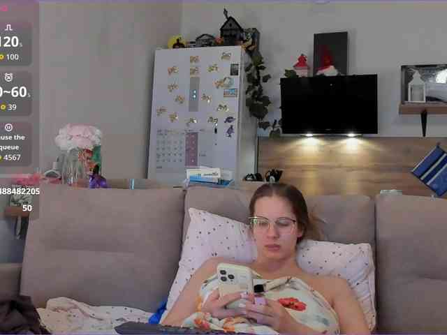 Girlalonehome Girlalonehome