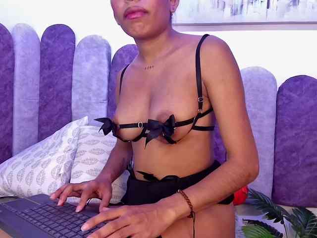 anais-tgn webcam