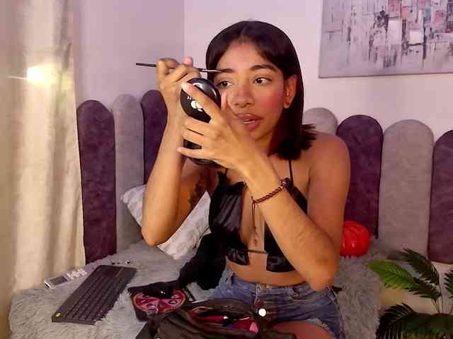 anais-tgn webcam