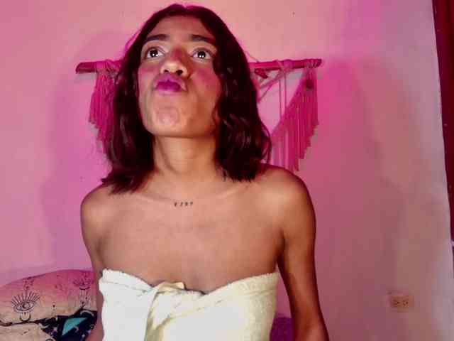 anais-tgn webcam