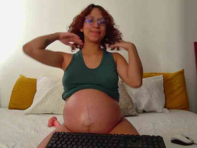 EmmaBluebell webcam