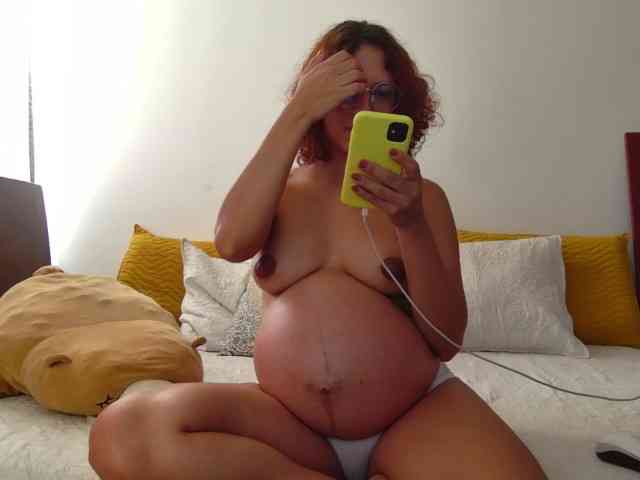 EmmaBluebell webcam