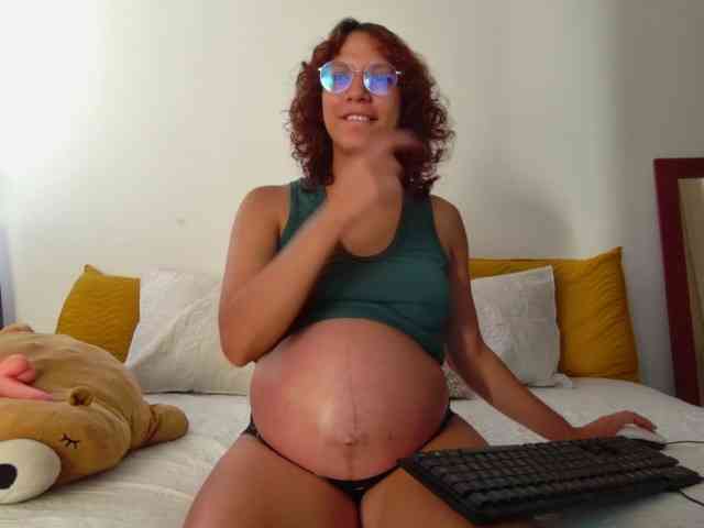 EmmaBluebell webcam
